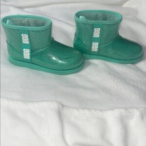 UGG Kids Aqua Boots Sherpa interior extra soft and cozy